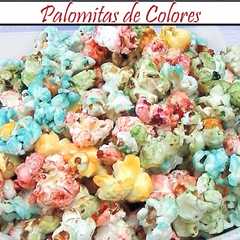 Una foto de Palomitas dulces de colores