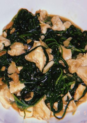 รูปของ ผัดผักบุ้งอกไก่