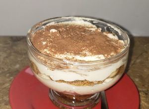 Una foto de Tiramisú de plátano