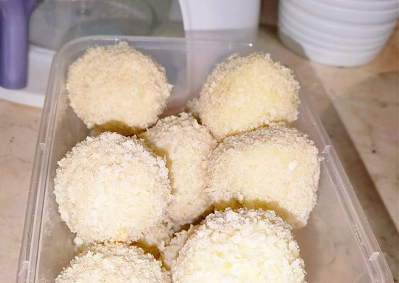 Bola bola Kentang isi sosis keju