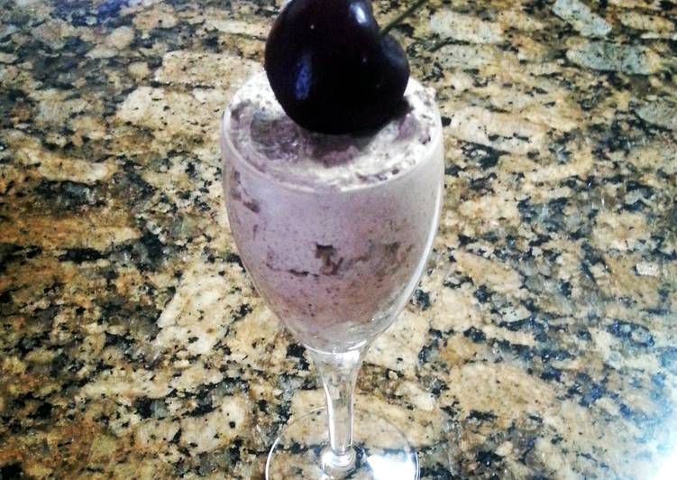 Beezah's Chocolate Mousse