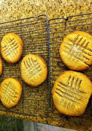 A picture of Peanut Butter Cookies.