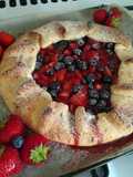 Vickys Strawberry & Blueberry Galette, GF DF EF SF NF