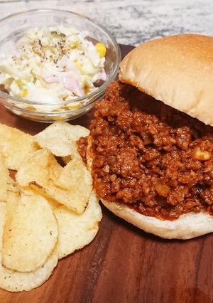 A picture of American-Style Sloppy Joe Burger.