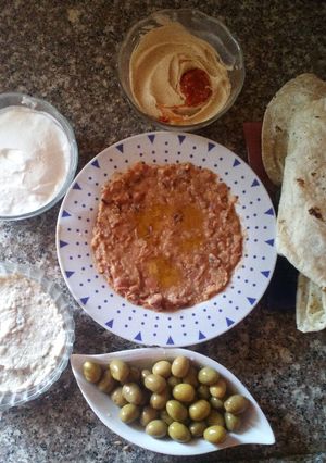 صورة لوصفة فول و سلطة الباذنجان