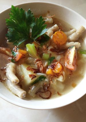 Foto resep Sup Ceker Ayam Segeerrr