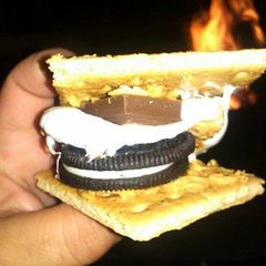 A picture of Camping smoress!!!! Amazing :).