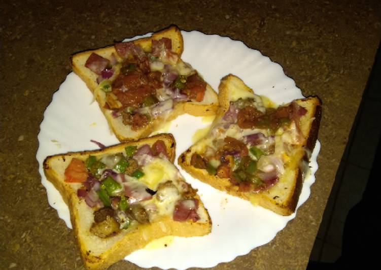 Simple Way to Prepare Bread Pizza in 31 Minutes at Home