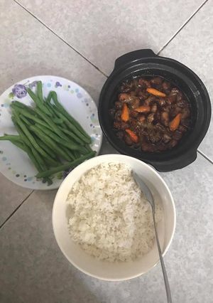 Hình của món Kho quẹt rau luộc.