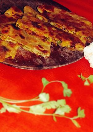 ফুলকপির পরোটা (Fulkopir Paratha Recipe in Bengali) রেসিপির প্রধান ছবি