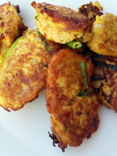 A picture of Fried Chicken Fritters.