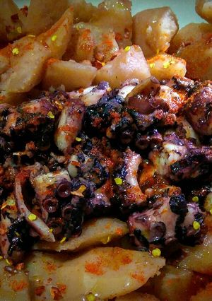 Una foto de PULPO🐙A La Gallega Por Mí...!🐙