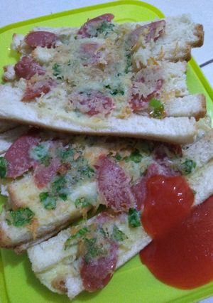 Foto resep Pizza Kulit Roti Tawar Ekonomis