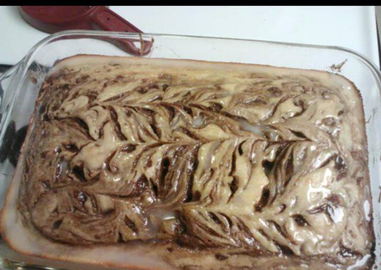 Simple Way to Make Super Quick Homemade Cinnamon Roll Swir Cake