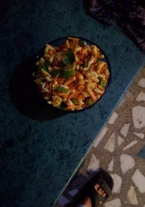 A picture of Bheel Puri.