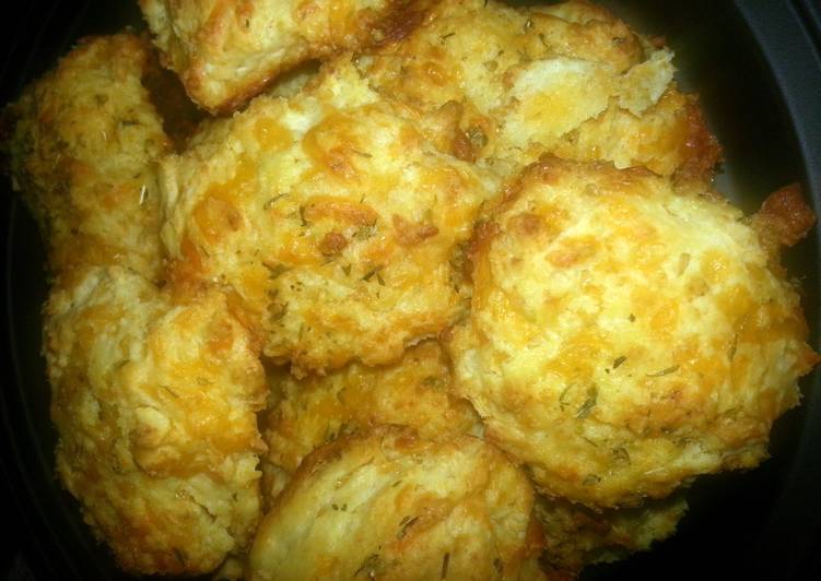 Simple Way to Make Perfect Cheddar Bay Biscuits
