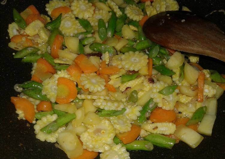 Langkah Menyiapkan Tumis Sayur Ceria, Enak