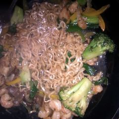 A picture of Ramen Shrimp Stir Fry.