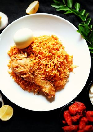 A picture of Chicken Biryani.
