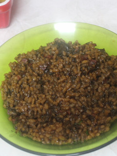 Una foto de Risotto con algas y jamón
