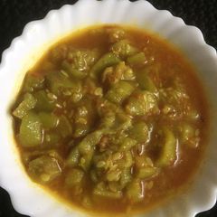 A picture of Gravy wali tori.