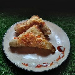 A picture of Dahi  bread sandwich.