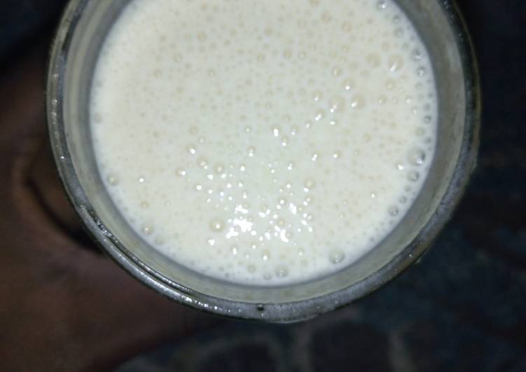 Recipe of Banana shake in 15 Minutes for Young Wife