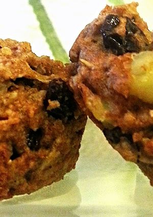 A picture of Tropical oatmeal cookies.
