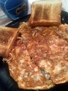A picture of Sausage omlette.