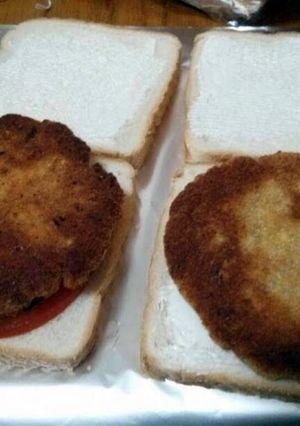 A picture of Vegetarian hamburguers.