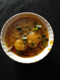 शाही दम आलू (Shahi dum aloo recipe in hindi) रेसिपी मुख्य फोटो