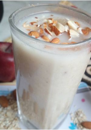 A picture of Oats apple shake.