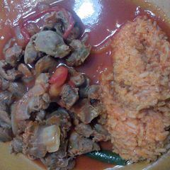 A picture of chicken gizzards and hearts.