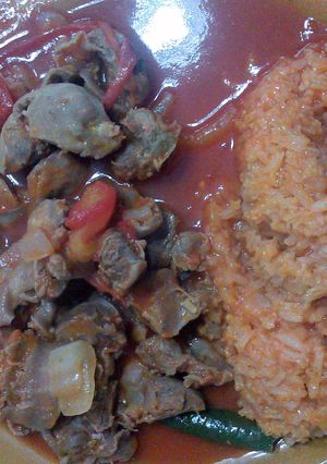 A picture of chicken gizzards and hearts.