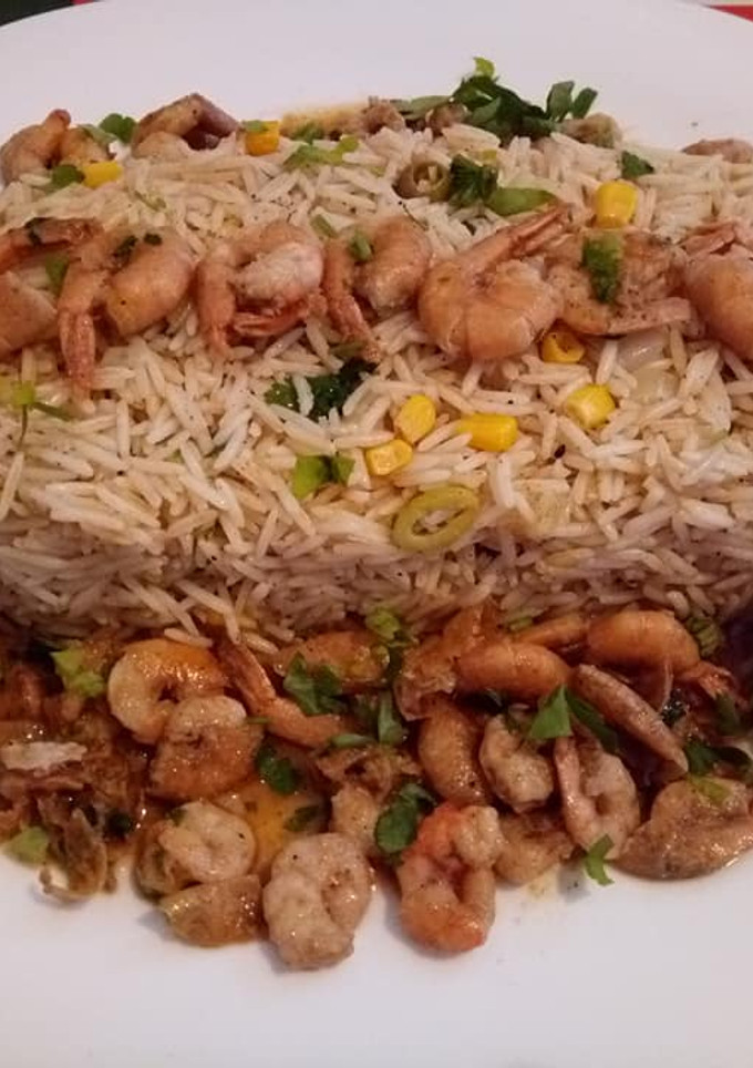 صورة لوصفة جمبري بالارز المقلي 🍝🍴
