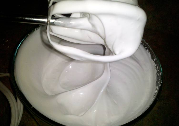 Steps to Prepare Award-winning mariam&#39;s simple homemade marshmallow fluff