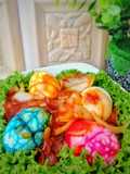 Telur Dinosaur Bersos Masam Manis