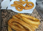 Una foto de churros fáciles