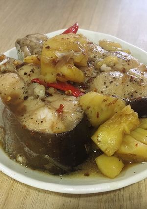 Hình của món Cá bông lau kho thơm.