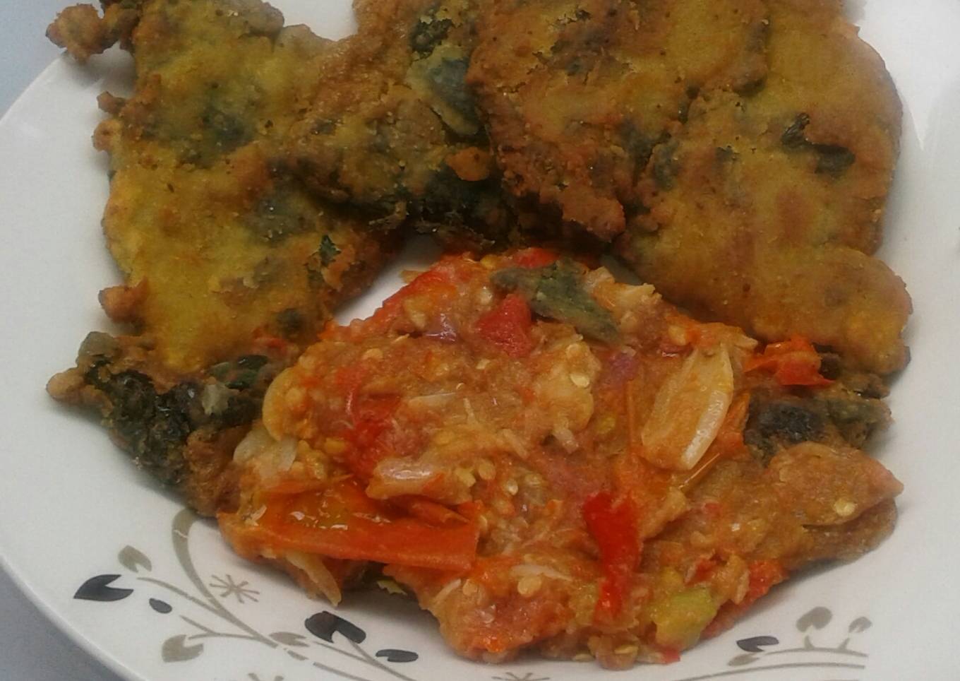 Geprek Daun Singkong