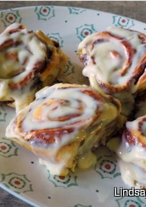 A picture of Copycat Cinnabon Cinnamon Roll Recipe.