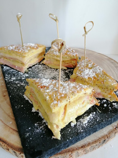 Una foto de Sándwich Montecristo