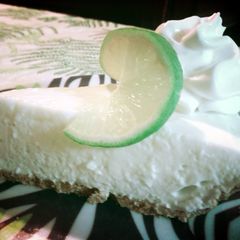 A picture of Sunshine Key Lime Pie.
