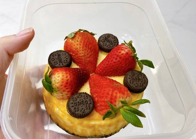 Mimi's Cheesecake with Oreo Base