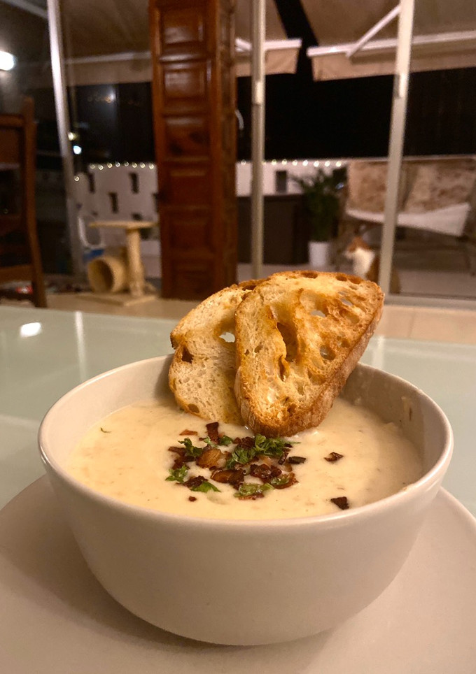 Una foto de Sopa de papa (deliciosa)