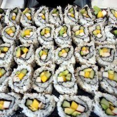 A picture of California Roll.
