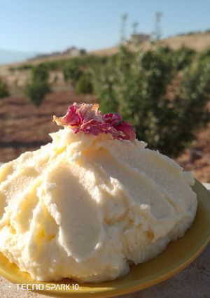 A picture of Homemade Buttercream.