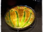 Une photo de asperge verte et oeuf