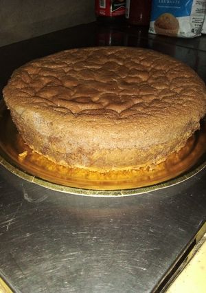 Una foto de Bizcochuelo de chocolate esponjoso