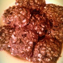 A picture of Cranberry-Chocolate Chip Oatmeal Cookies.